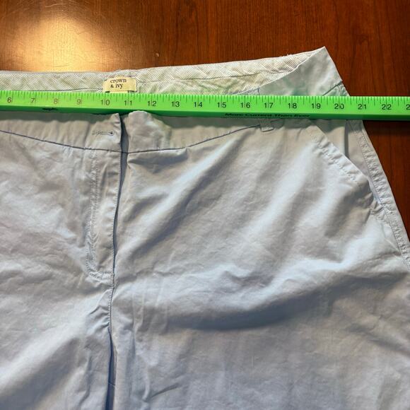 Crown & Ivy Light Blue Shorts Size 18W - Picture 4 of 6